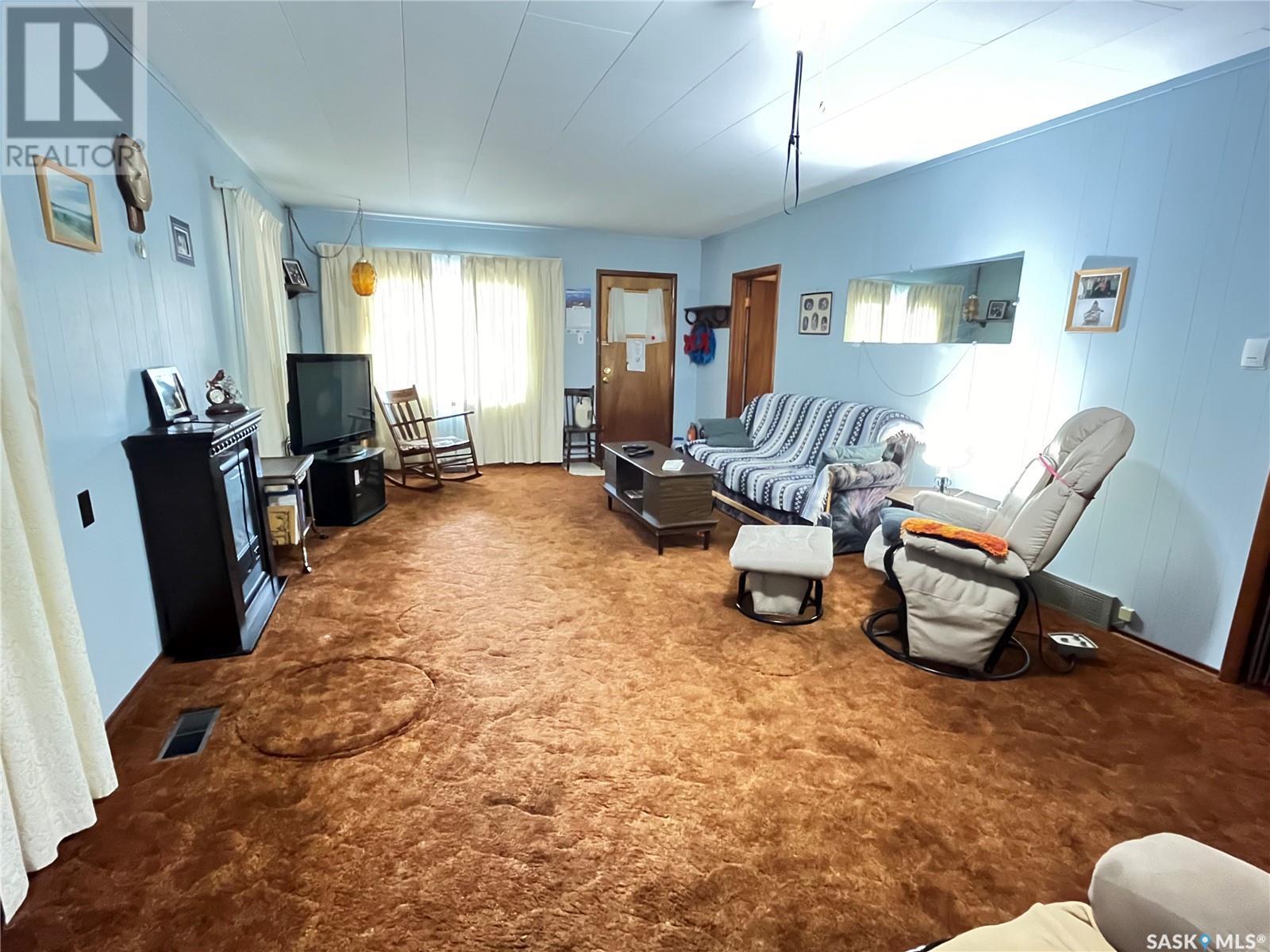415 Jasper Street, Maple Creek, Saskatchewan  S0N 1N0 - Photo 17 - SK998326