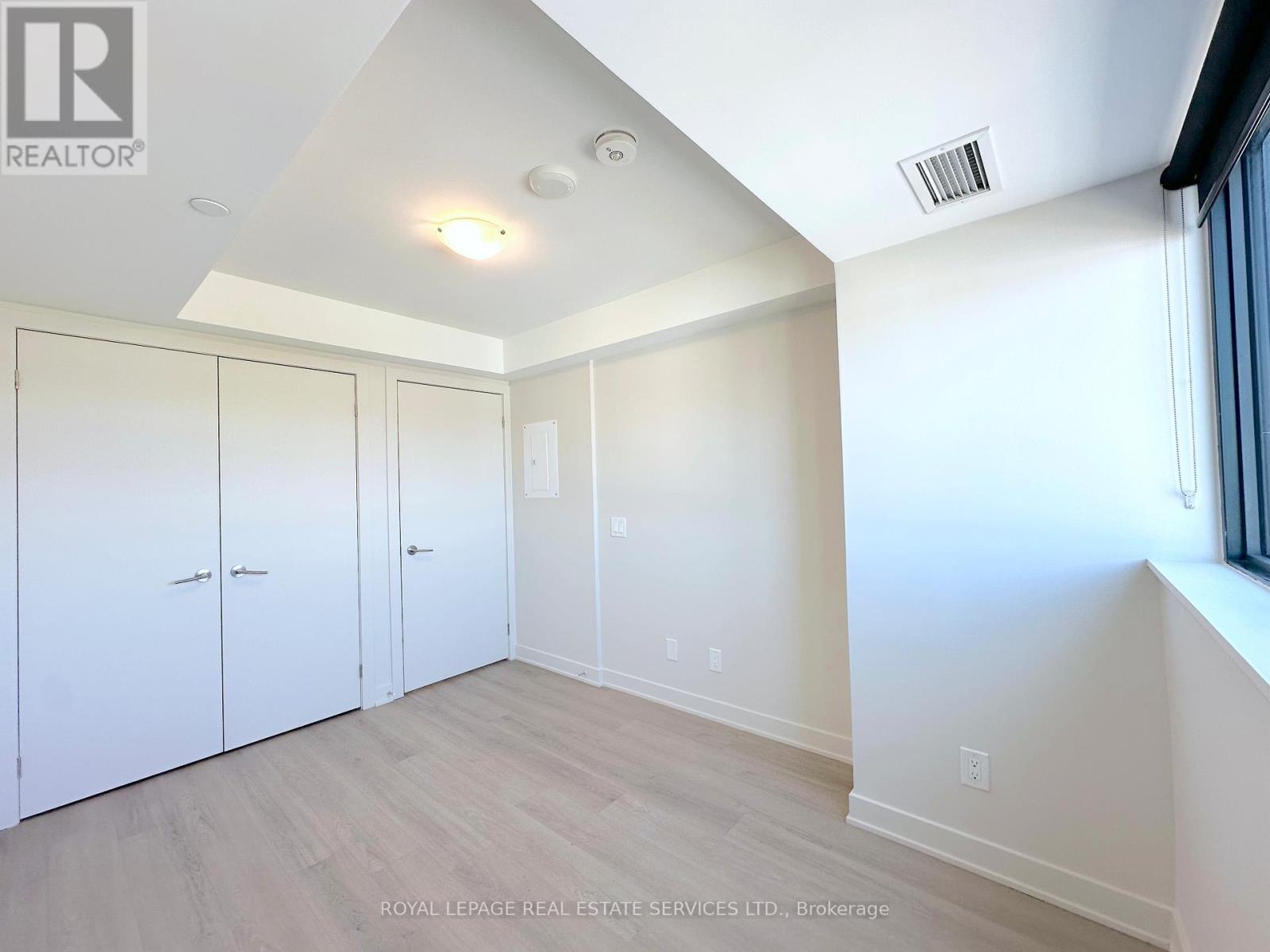 513 - 3385 Dundas Street W, Toronto, Ontario  M6S 2S2 - Photo 7 - W12071084