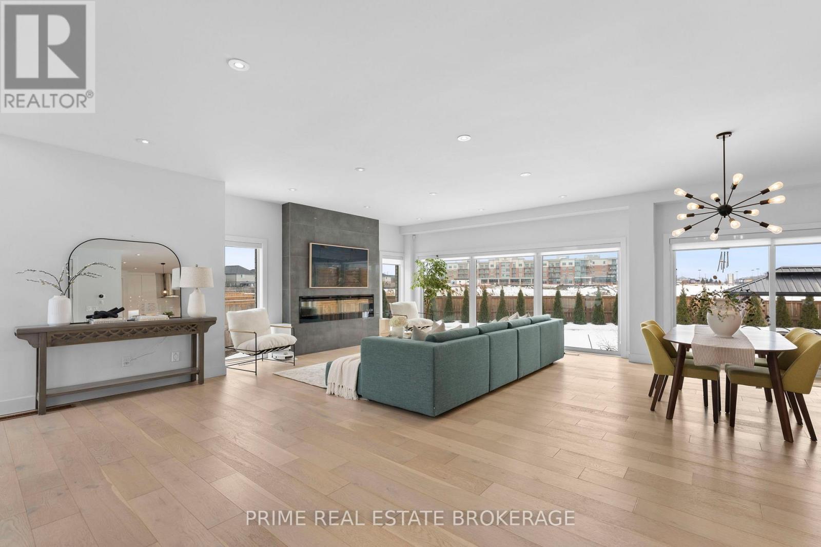 Property at 2211 WATEROAK DRIVE image 5