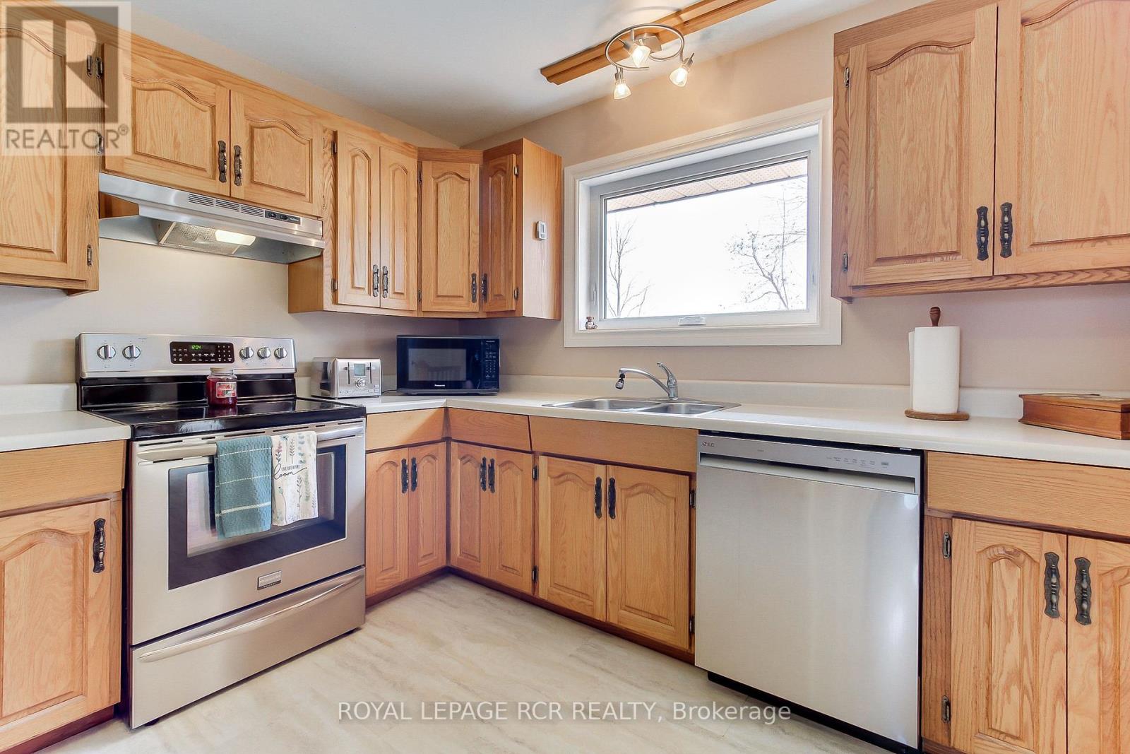 3992 Line 10, Bradford West Gwillimbury, Ontario  L3Z 3L5 - Photo 11 - N12071122