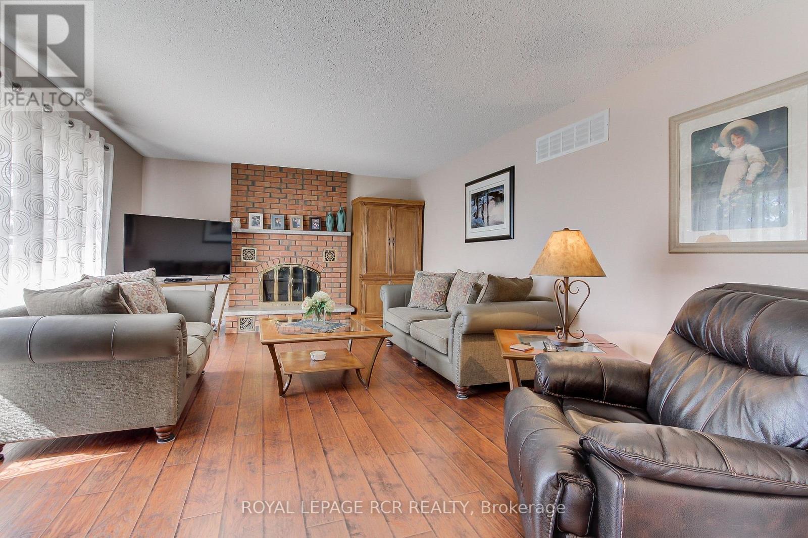 Property at 3992 LINE 10 image 5