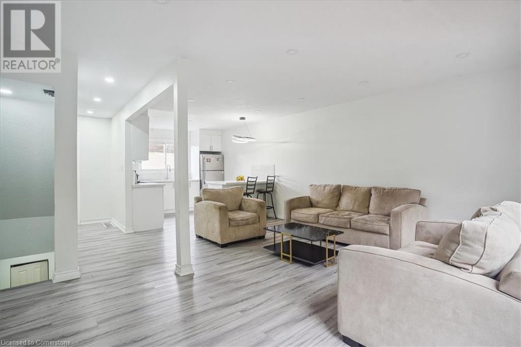 36 Greendale Drive Unit# 12, Hamilton, Ontario  L9C 5Z4 - Photo 6 - 40714988