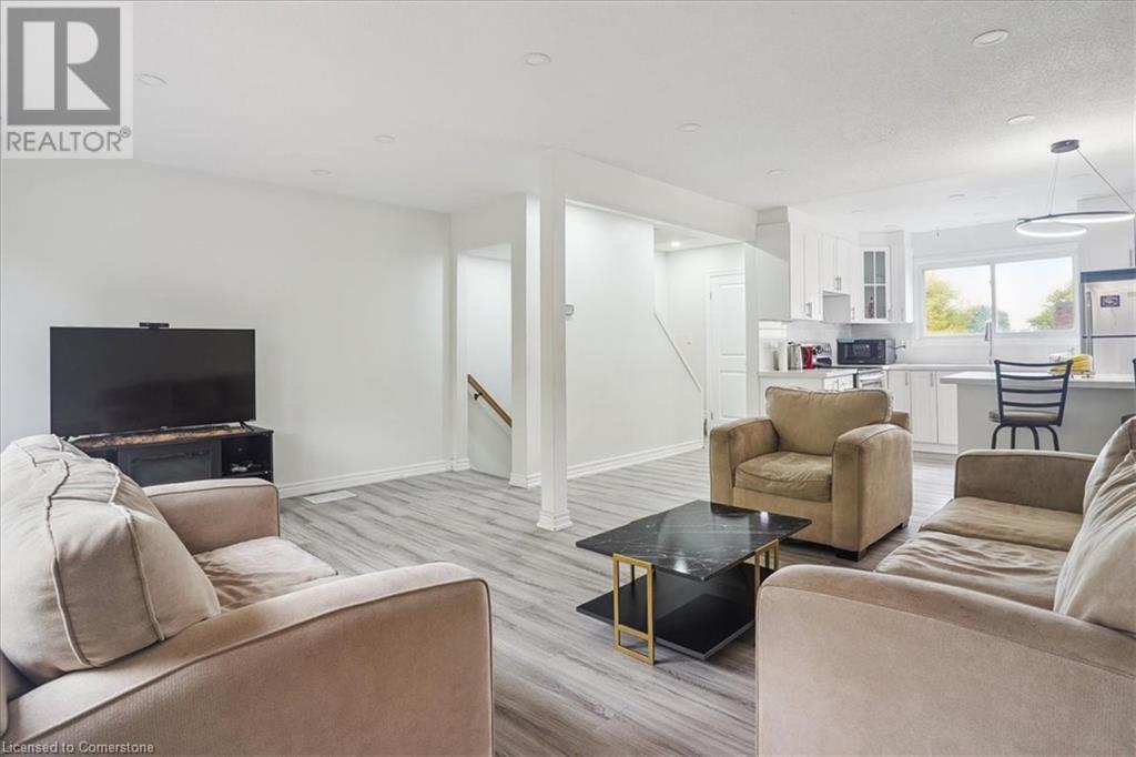 36 Greendale Drive Unit# 12, Hamilton, Ontario  L9C 5Z4 - Photo 7 - 40714988