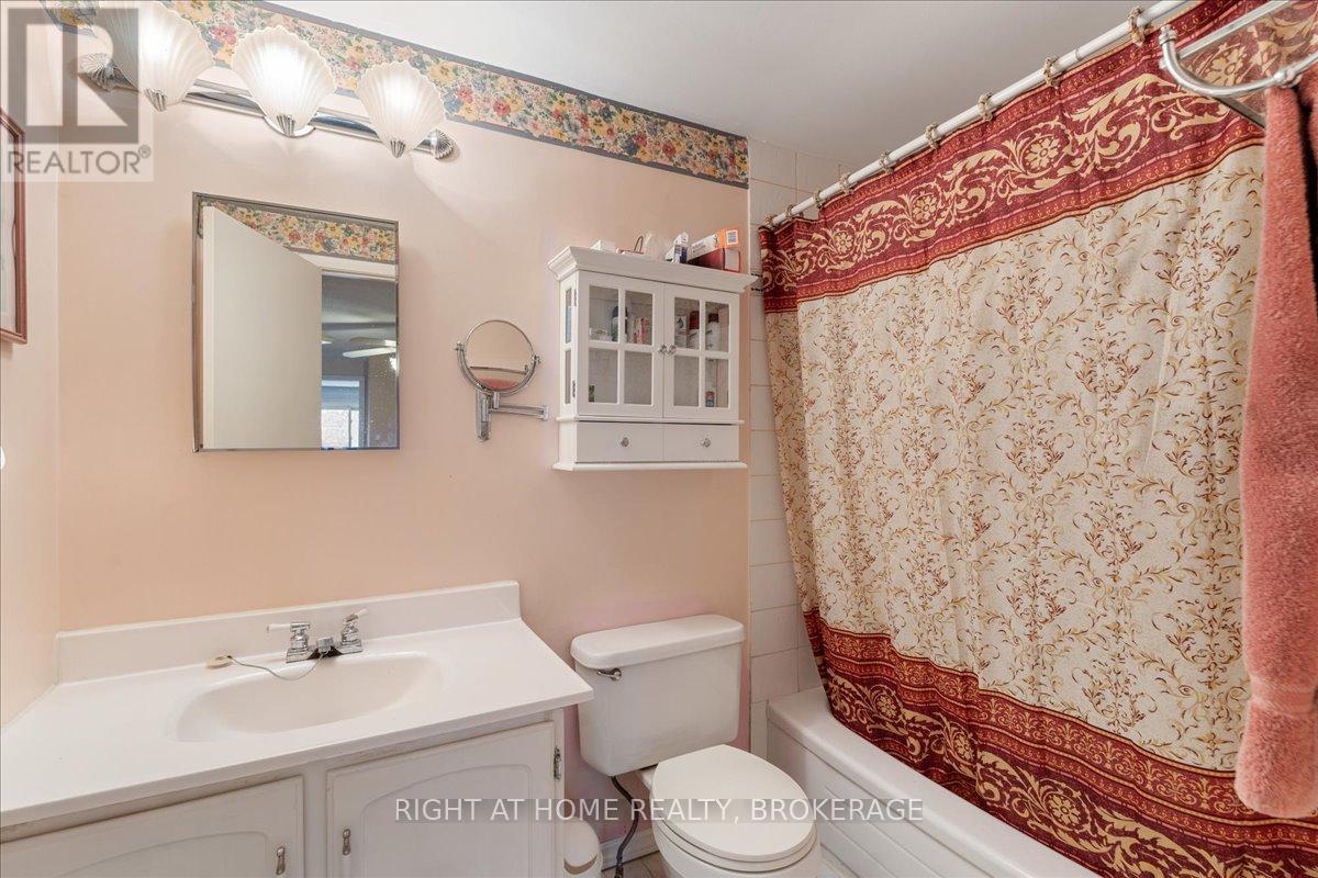 25 - 4171 Glen Erin Drive, Mississauga, Ontario  L5L 2G3 - Photo 12 - W11951061
