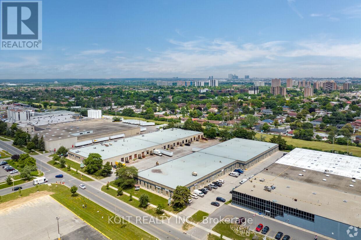 4 - 67 Westmore Drive, Toronto (West Humber-Clairville), Ontario  M9V 3Y6 - Photo 12 - W12020198
