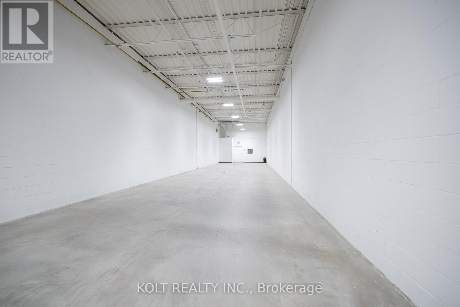 4 - 67 Westmore Drive, Toronto (West Humber-Clairville), Ontario  M9V 3Y6 - Photo 8 - W12020198
