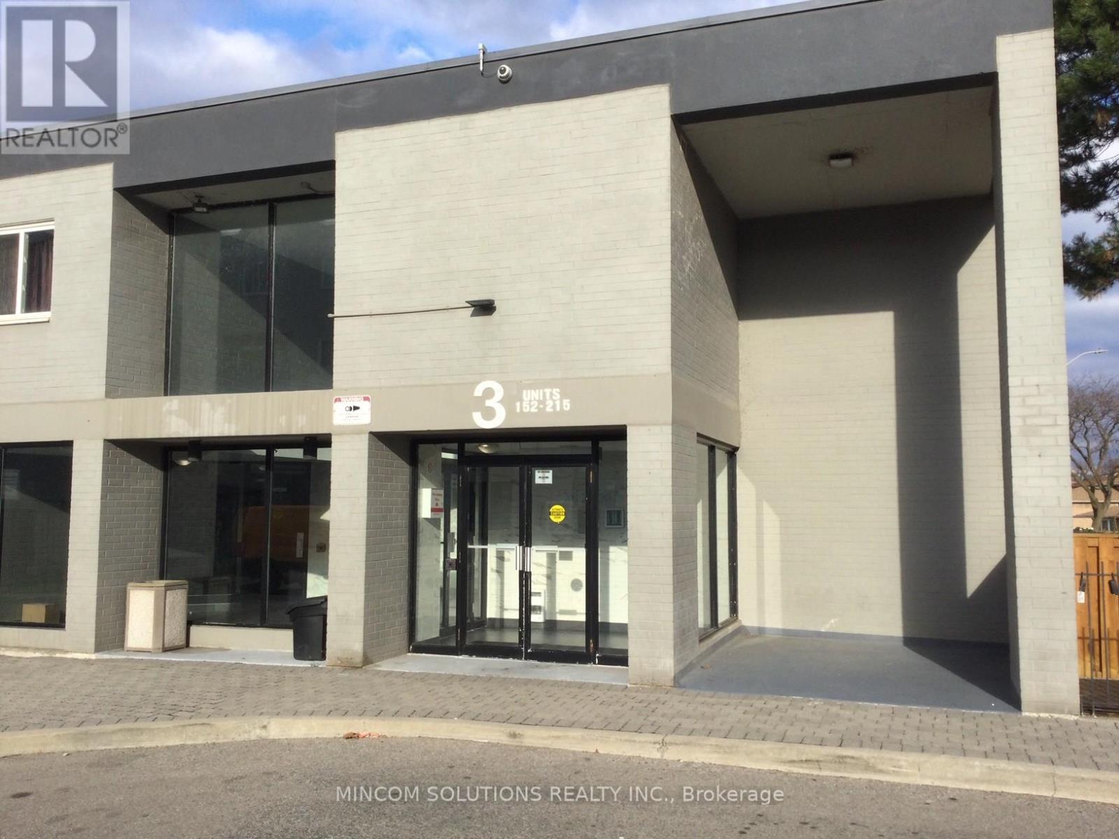 Property at 158 - 2001 BONNYMEDE DRIVE image 2