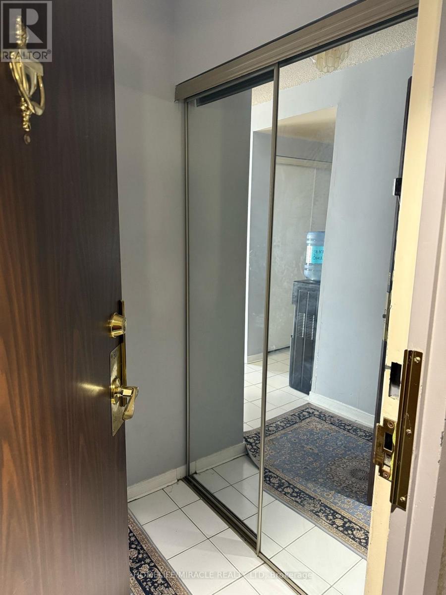 507 - 2901 Kipling Avenue, Toronto, Ontario  M9V 5E5 - Photo 3 - W12071151