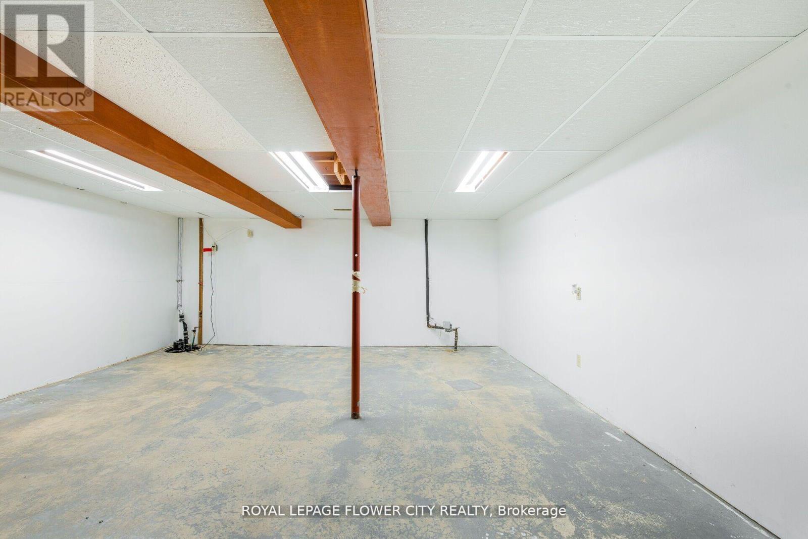 Photo 20 of 21 for 205 Worthington Avenue