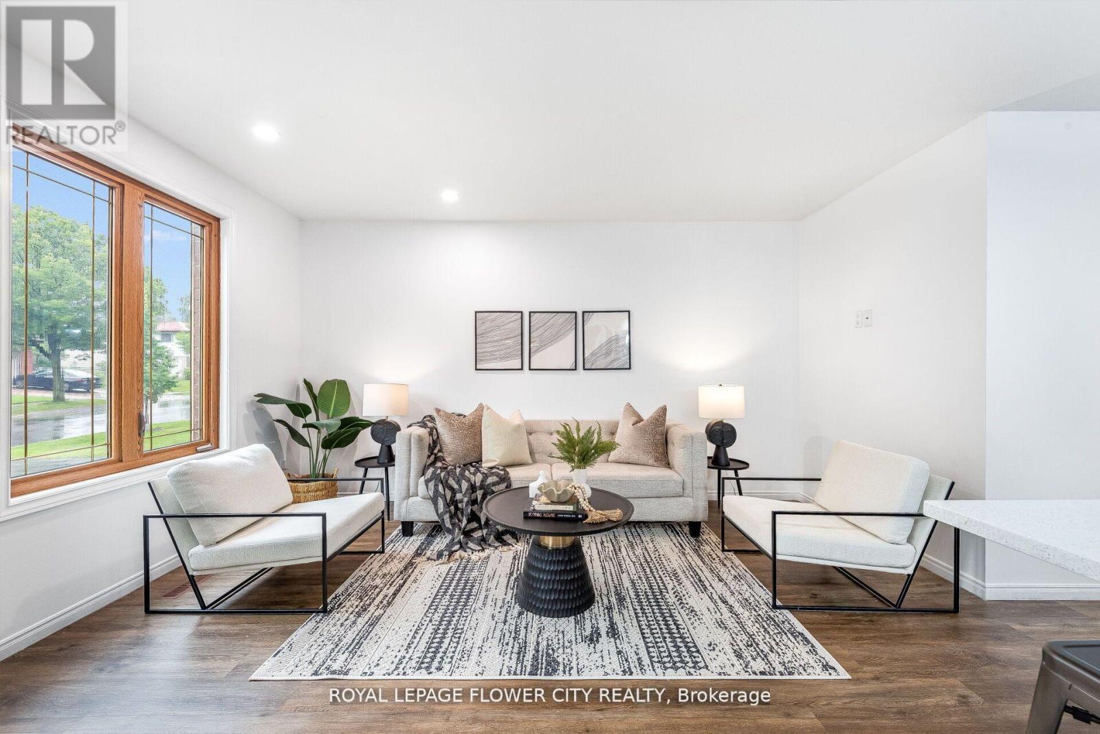 Photo 7 of 21 for 205 Worthington Avenue