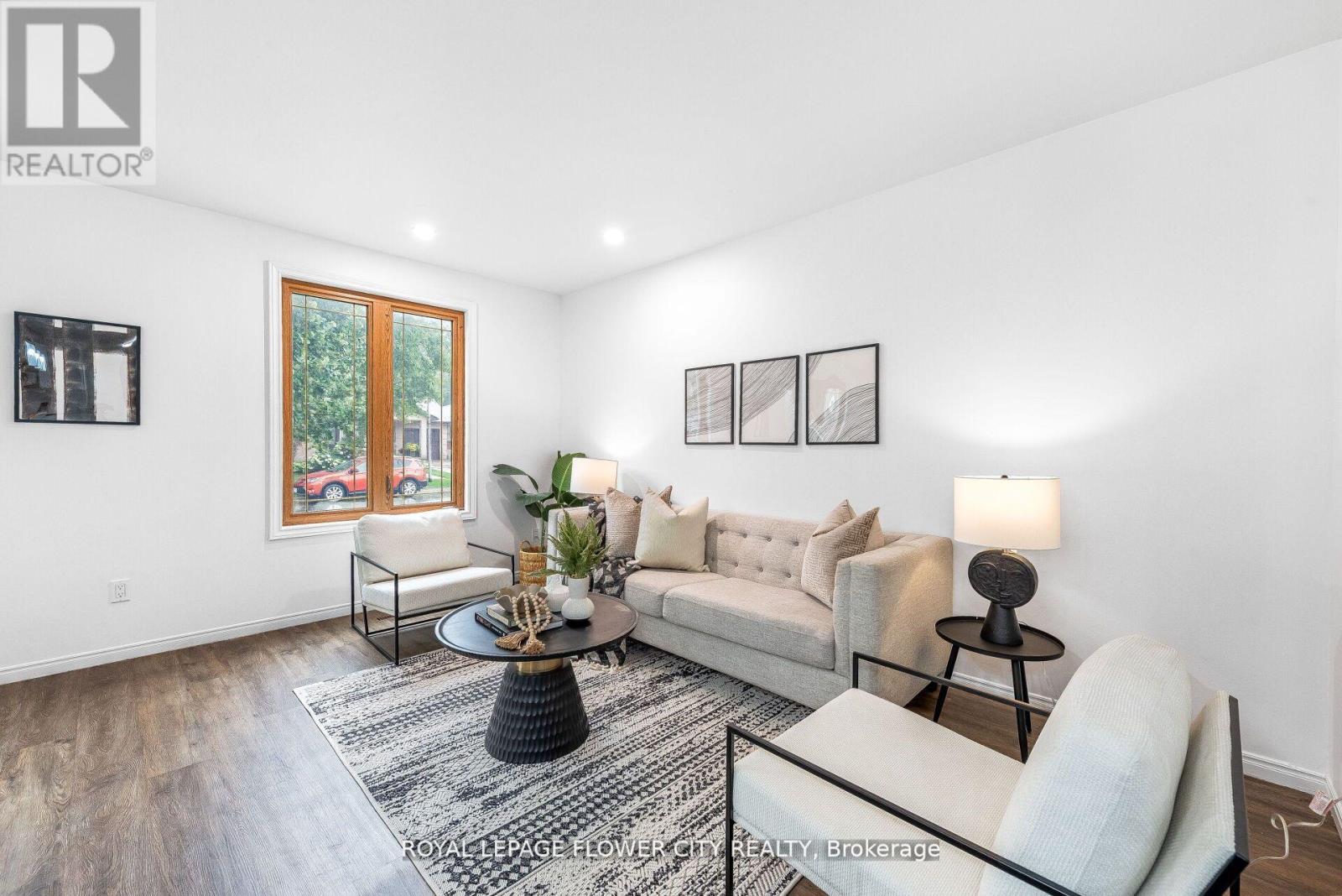 Photo 8 of 21 for 205 Worthington Avenue