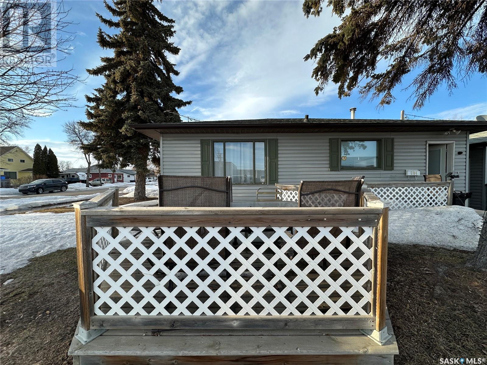 604 13th Street, Humboldt, Saskatchewan  S0K 2A0 - Photo 37 - SK002188