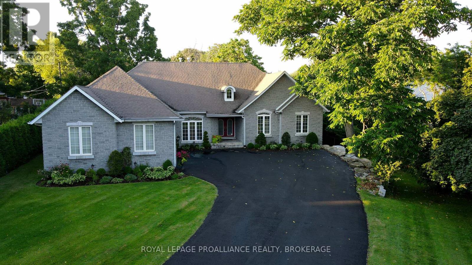 782 Front Road, Kingston, Ontario  K7M 4L9 - Photo 2 - X12071290