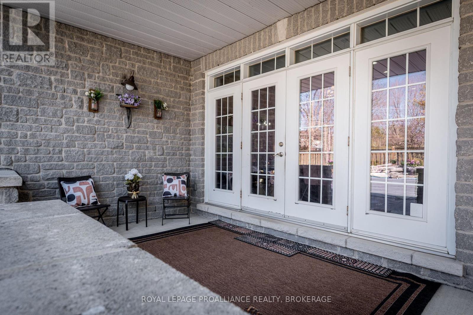 782 Front Road, Kingston, Ontario  K7M 4L9 - Photo 43 - X12071290