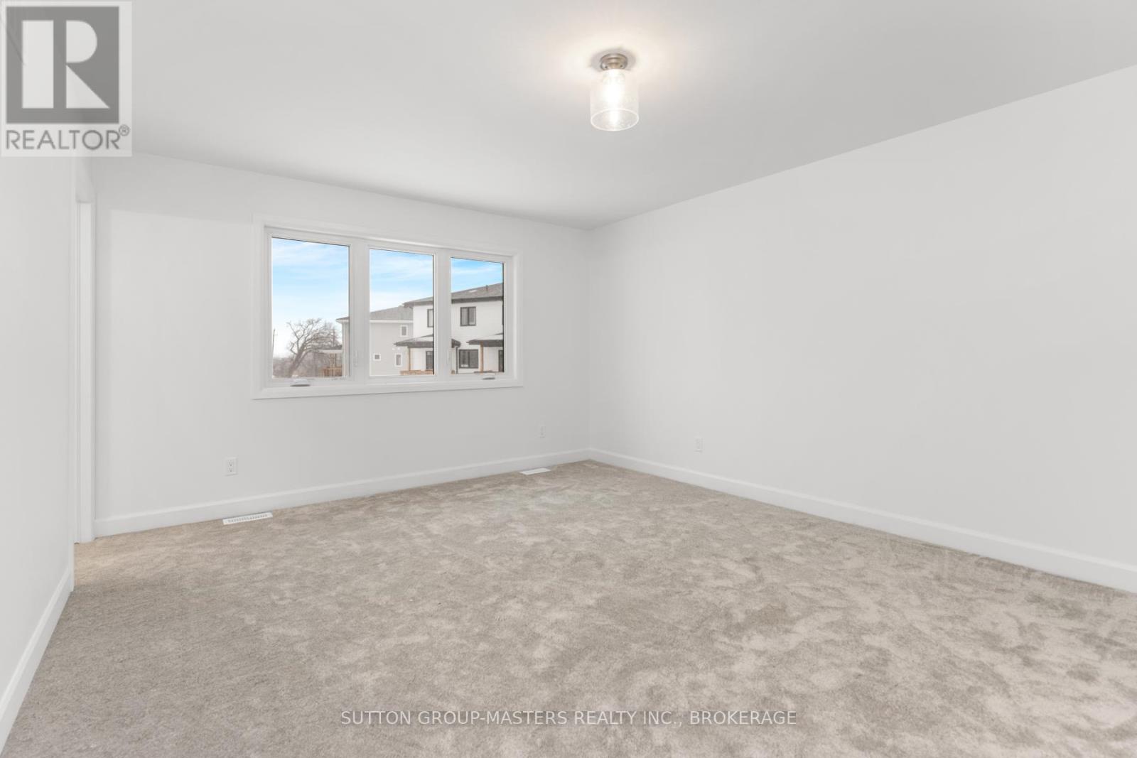 226 Dr Richard James Crescent, Loyalist, Ontario  K7N 0E9 - Photo 25 - X12071300