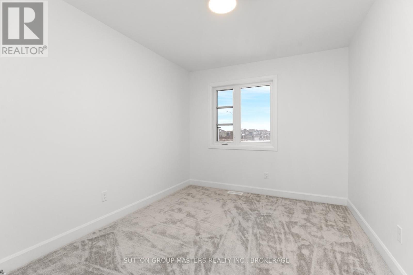 226 Dr Richard James Crescent, Loyalist, Ontario  K7N 0E9 - Photo 33 - X12071300