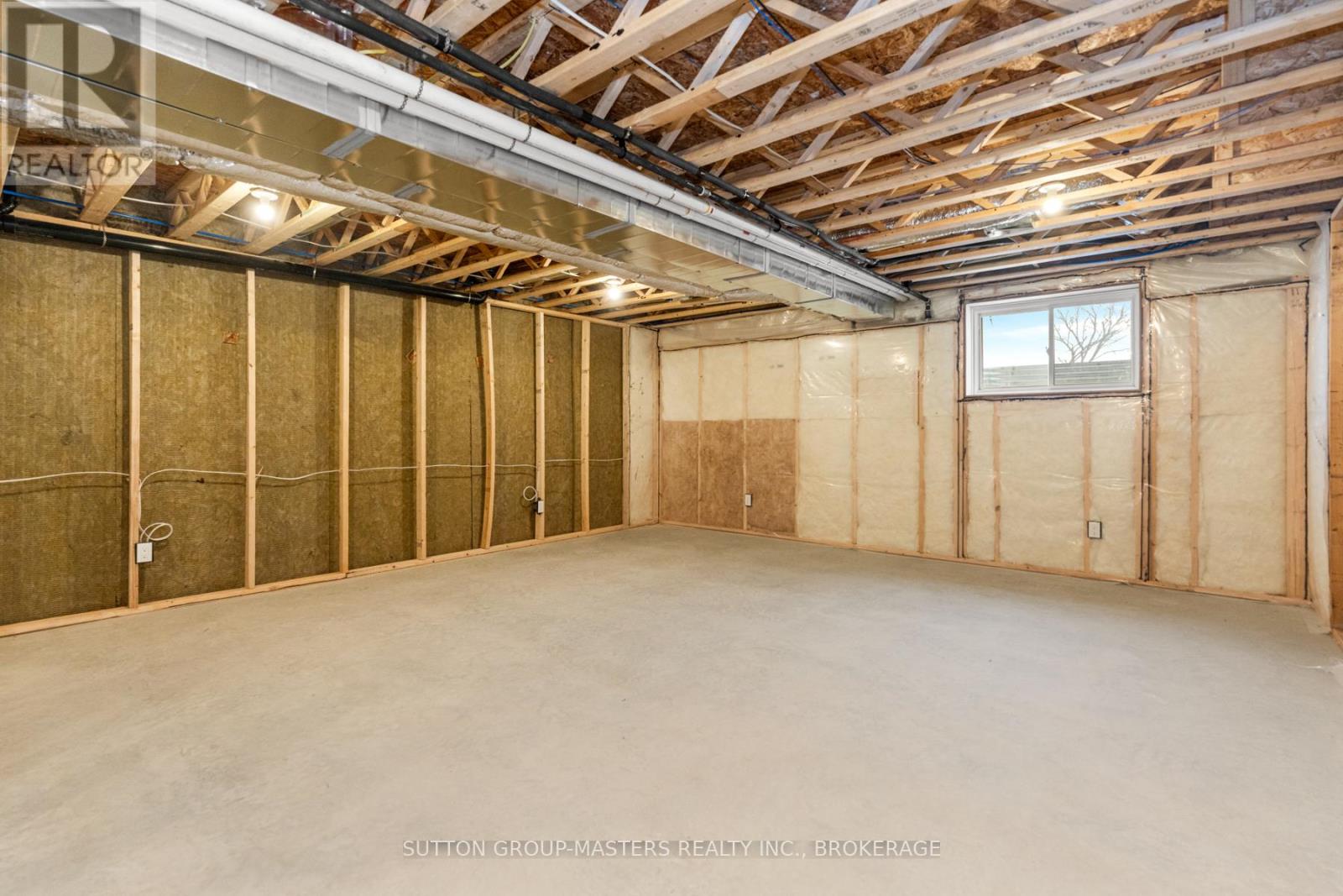 226 Dr Richard James Crescent, Loyalist, Ontario  K7N 0E9 - Photo 42 - X12071300