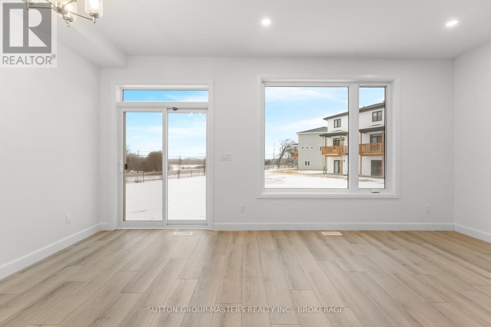 226 Dr Richard James Crescent, Loyalist, Ontario  K7N 0E9 - Photo 9 - X12071300