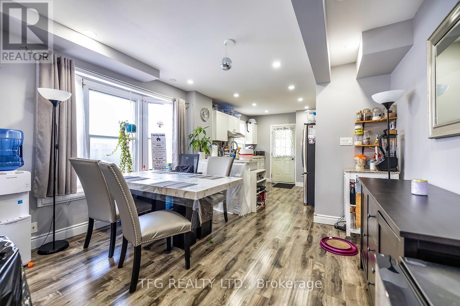 Property at 285 JARVIS STREET image 3