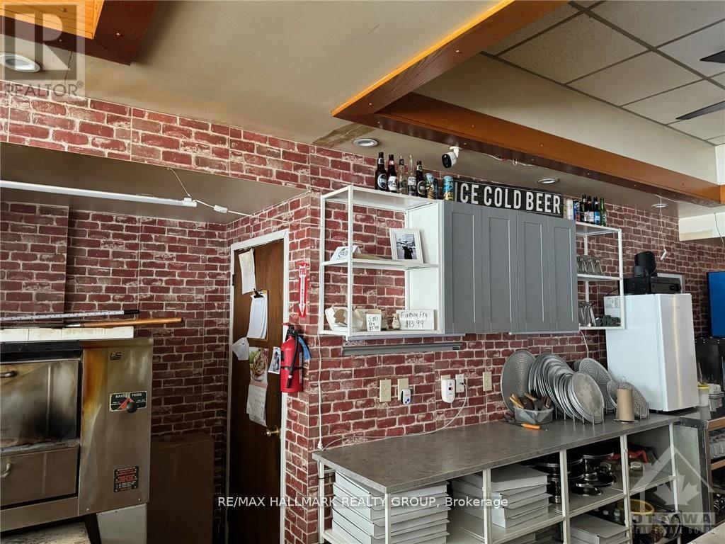 23 Gore Street E, Perth, Ontario  K7H 1H4 - Photo 14 - X12071231