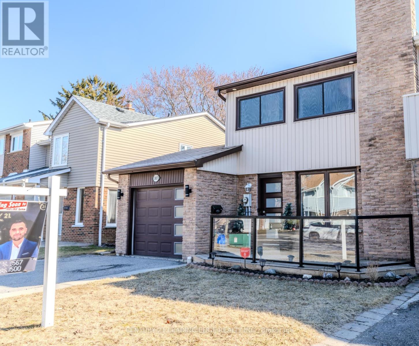 Property at 1807 LISTOWELL CRESCENT image 3