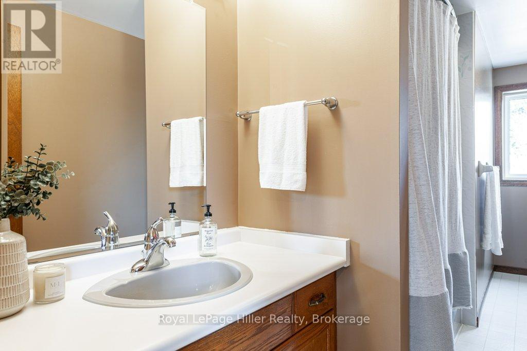 389 Maple Avenue, Stratford, Ontario  N5A 7P6 - Photo 32 - X12071233