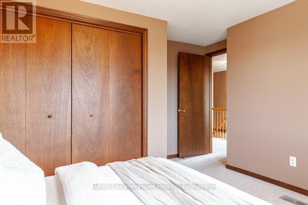 389 Maple Avenue, Stratford, Ontario  N5A 7P6 - Photo 37 - X12071233