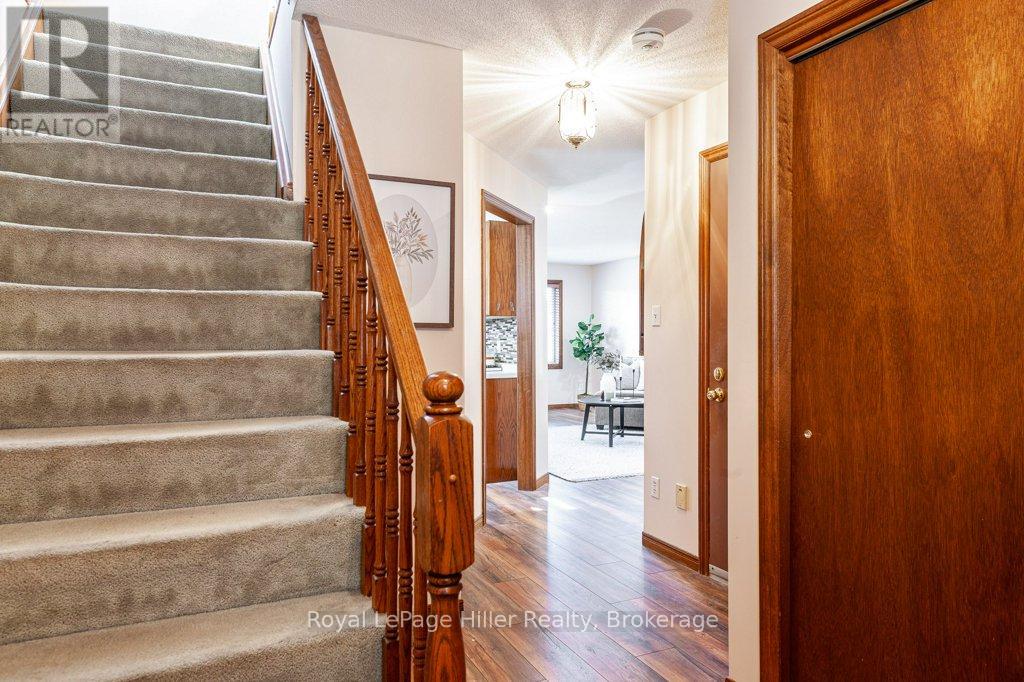 389 Maple Avenue, Stratford, Ontario  N5A 7P6 - Photo 7 - X12071233