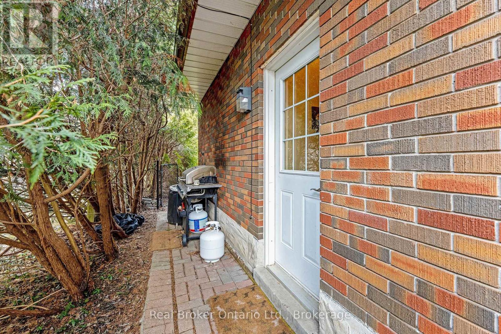 46 Caledonia Street, Guelph, Ontario  N1G 2C9 - Photo 19 - X12071240
