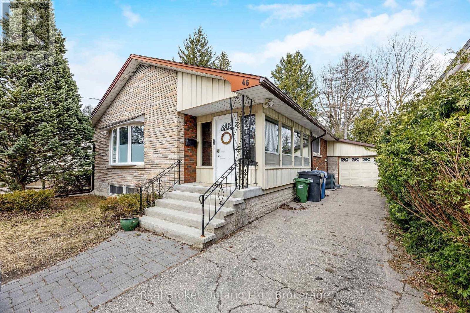 46 Caledonia Street, Guelph, Ontario  N1G 2C9 - Photo 2 - X12071240