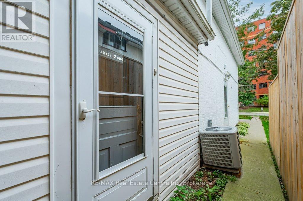 11 Mansion Street, Kitchener, Ontario  N2H 2J5 - Photo 13 - X12071321