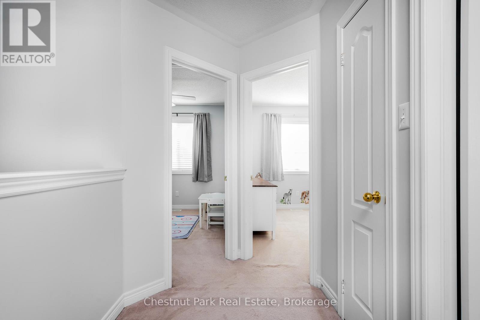 19 Admiral Crescent, Essa, Ontario  L0M 1B4 - Photo 15 - N12071394