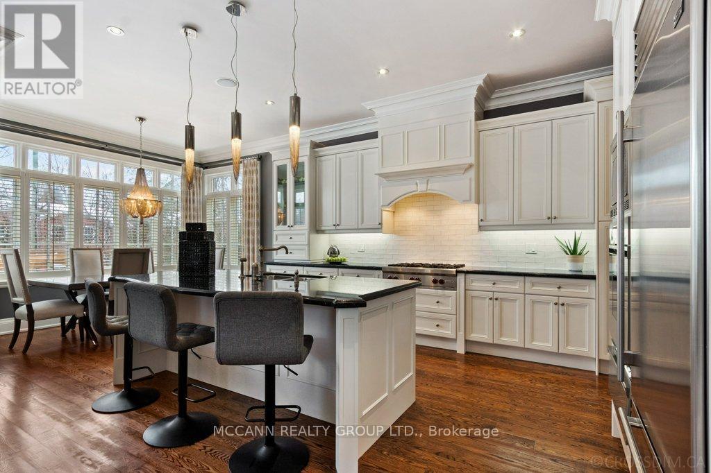 21 De Vere Gardens, Toronto, Ontario  M5M 3E4 - Photo 12 - C12071420