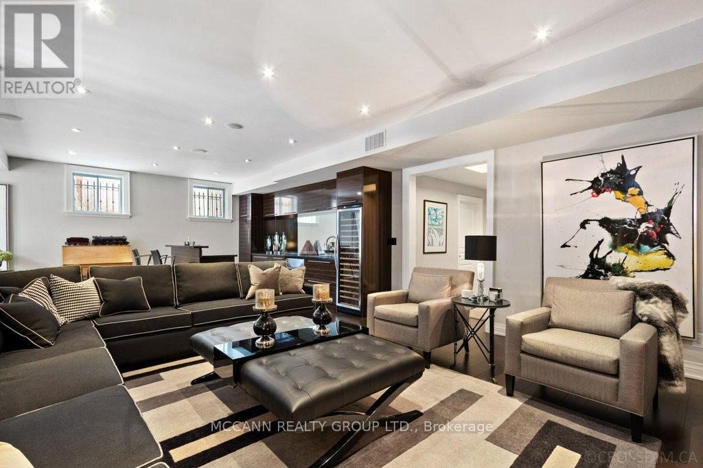 21 De Vere Gardens, Toronto, Ontario  M5M 3E4 - Photo 36 - C12071420