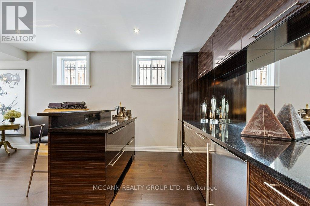 21 De Vere Gardens, Toronto, Ontario  M5M 3E4 - Photo 40 - C12071420