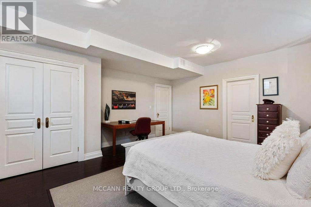 21 De Vere Gardens, Toronto, Ontario  M5M 3E4 - Photo 42 - C12071420