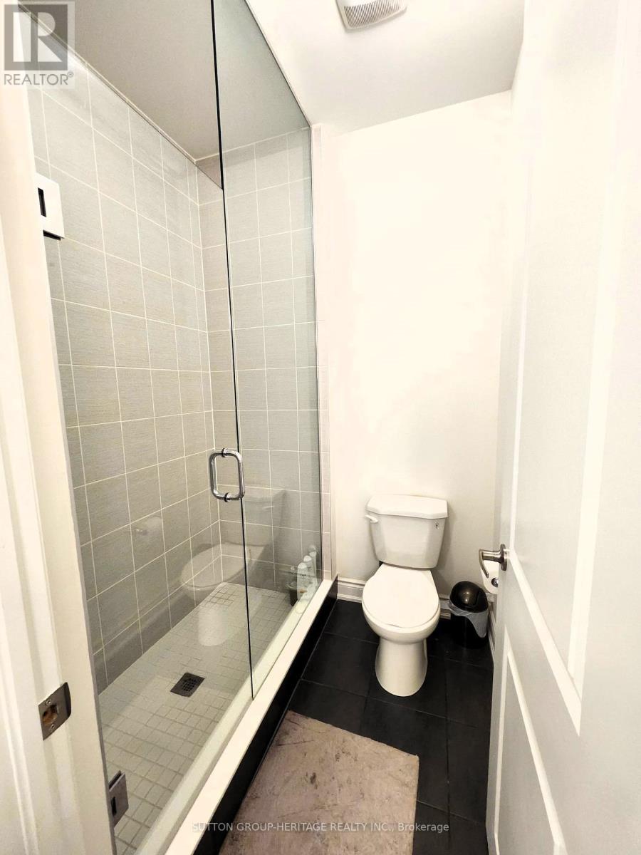 Room - 2524 Orchestrate Drive, Oshawa, Ontario  L1L 0R3 - Photo 4 - E12071289