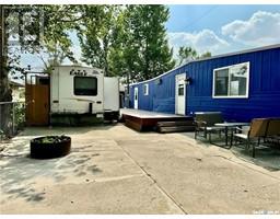 390 Metz AVENUE