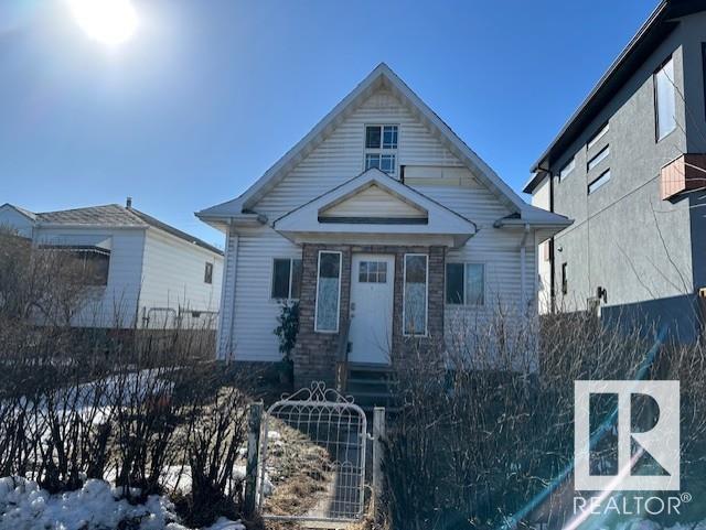 Property at 11228 95 ST NW image 4