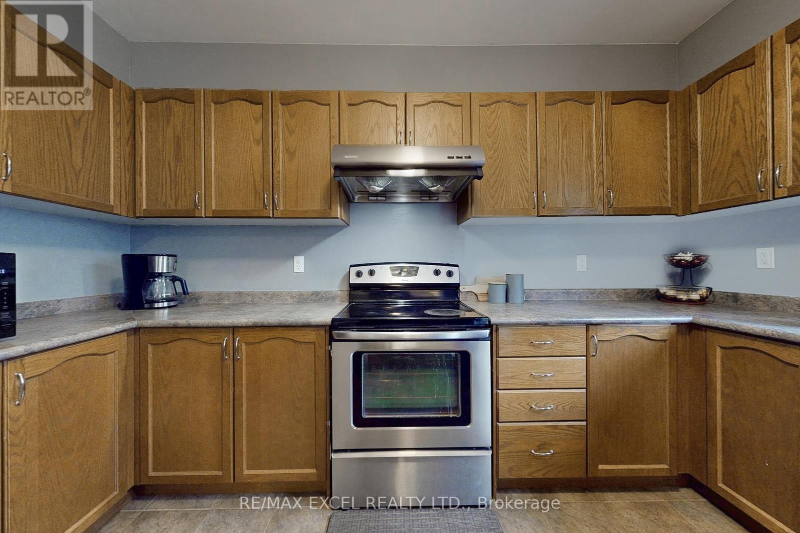 56 Christian Hoover Drive, Whitchurch-Stouffville, Ontario  L4A 0X5 - Photo 16 - N12071267