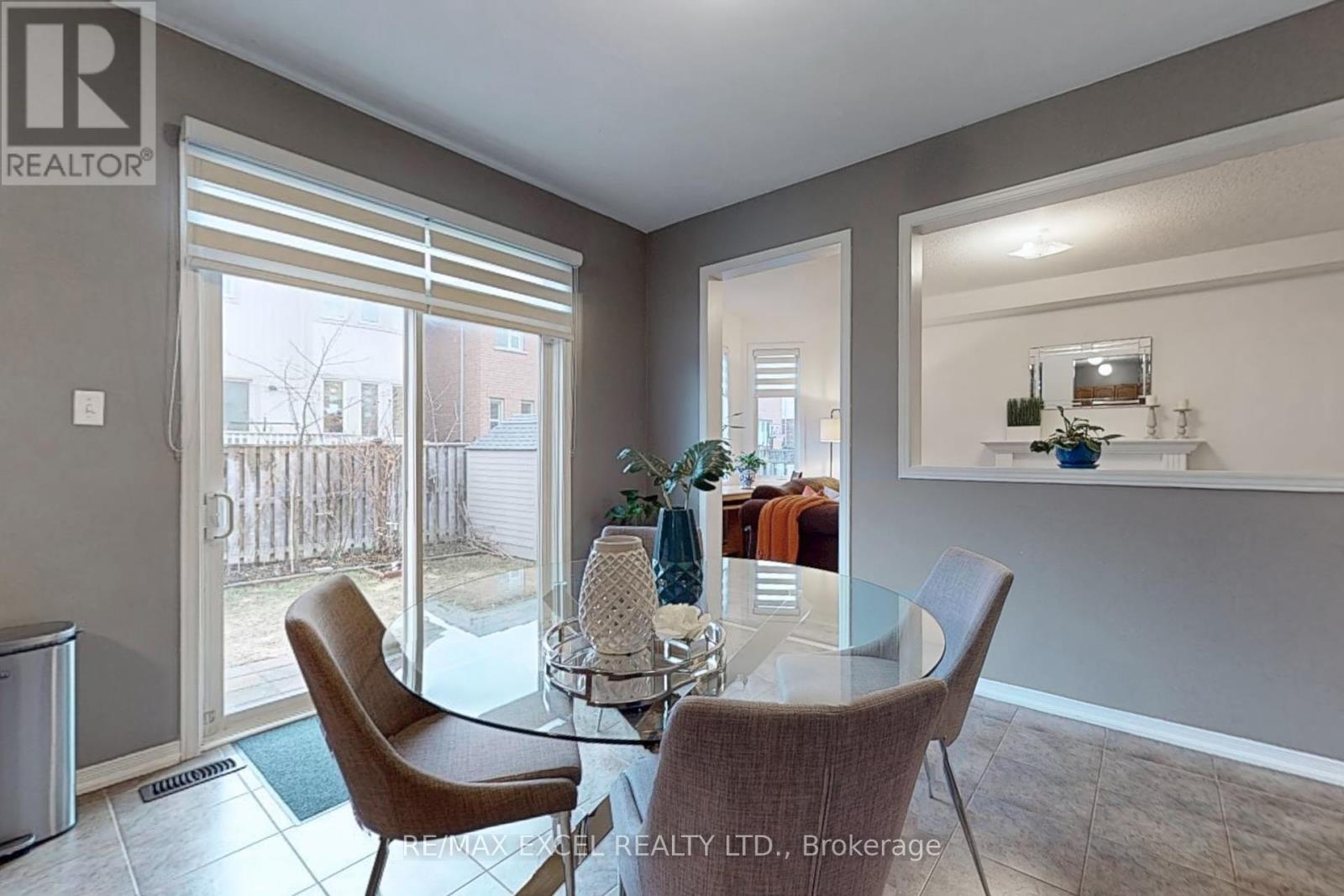 56 Christian Hoover Drive, Whitchurch-Stouffville, Ontario  L4A 0X5 - Photo 18 - N12071267