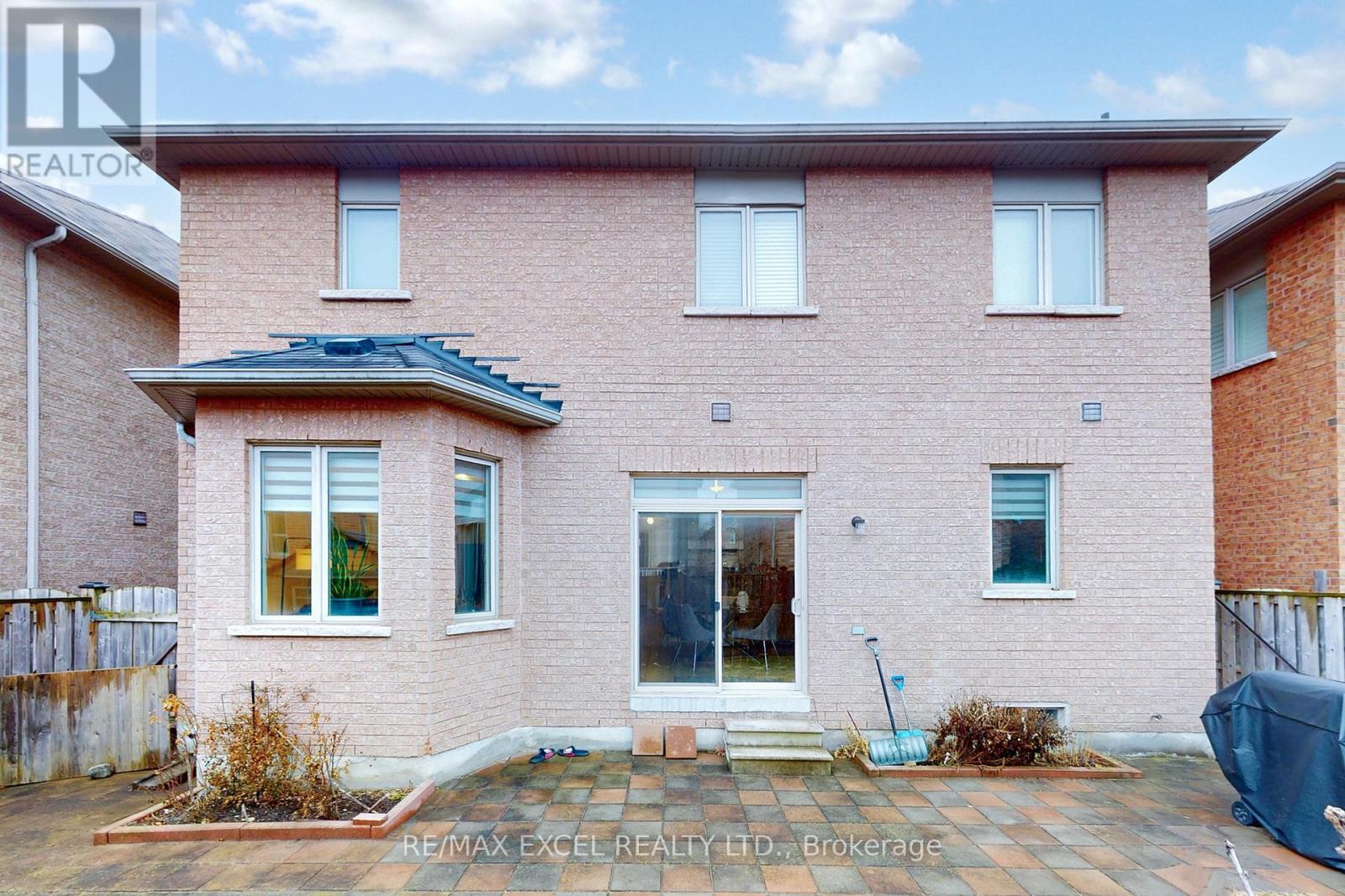 56 Christian Hoover Drive, Whitchurch-Stouffville, Ontario  L4A 0X5 - Photo 35 - N12071267