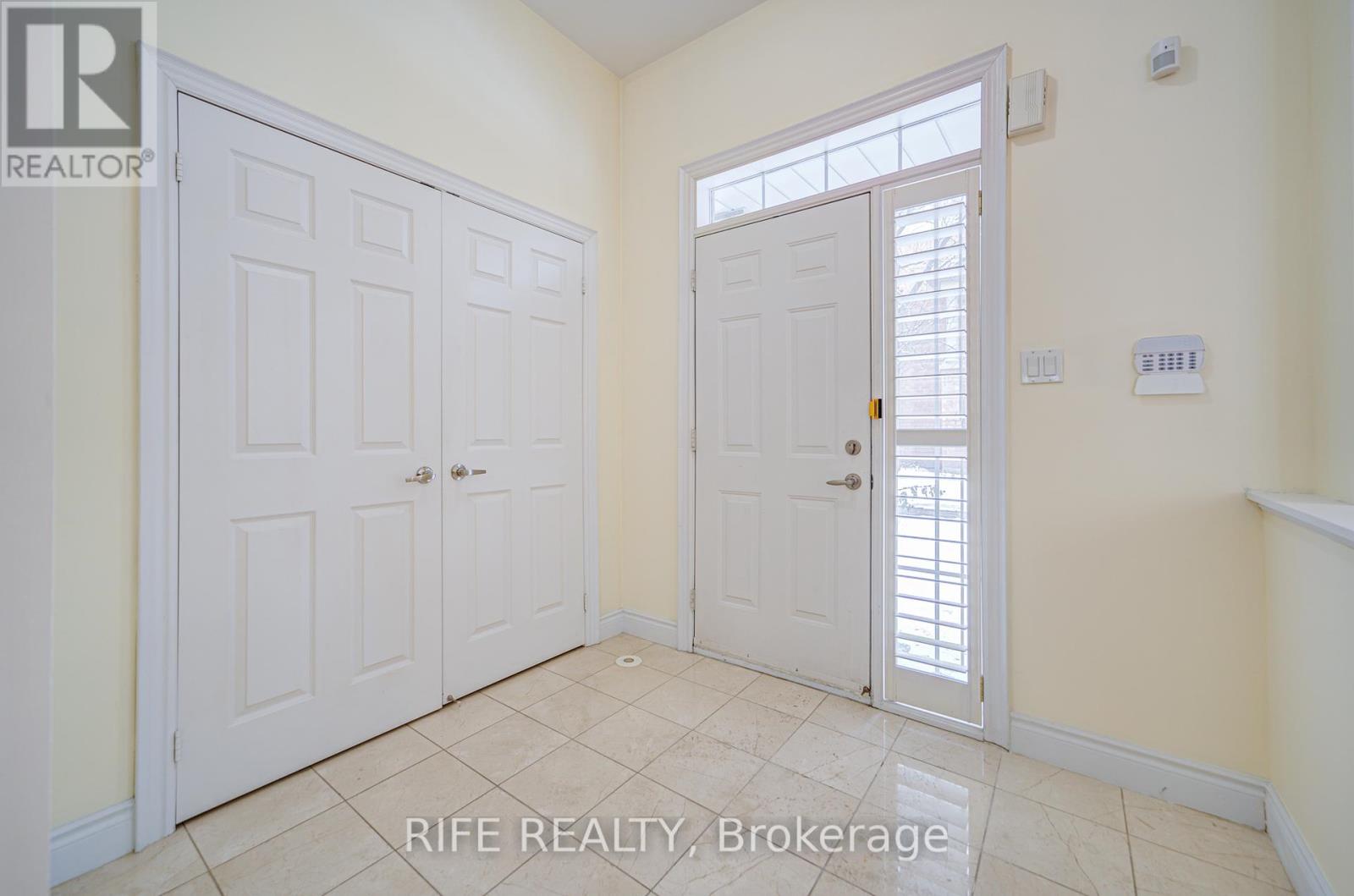 99 Legends Way, Markham, Ontario  L3R 5Z9 - Photo 10 - N12071380