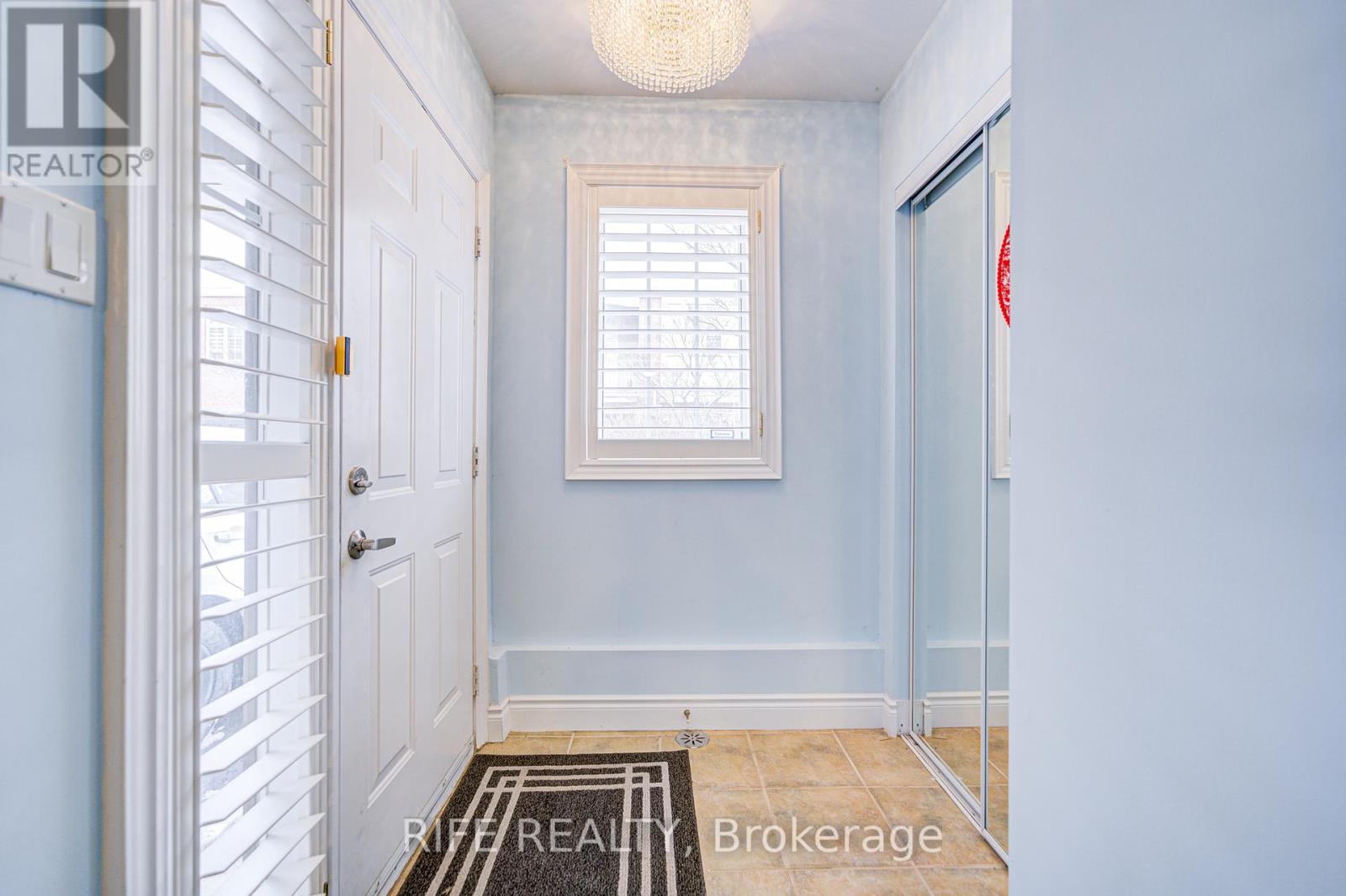 Property at 99 LEGENDS WAY image 3