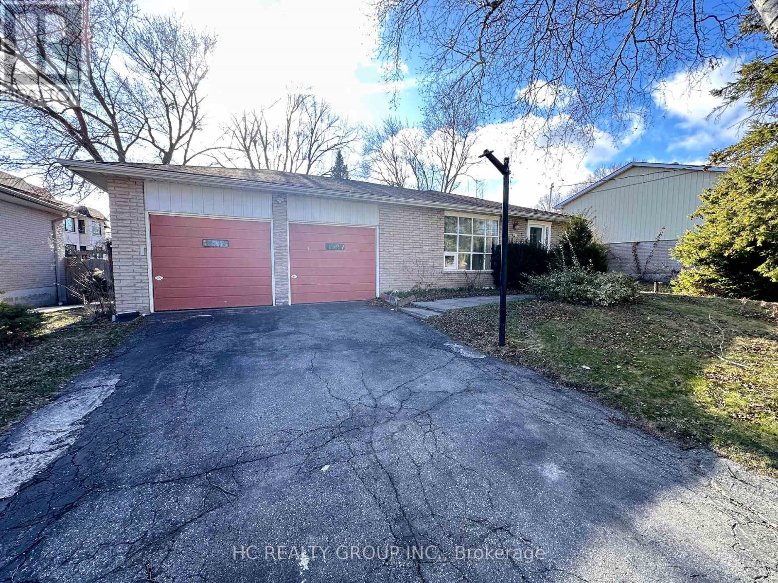 32 SCIBERRAS ROAD, Markham, Ontario