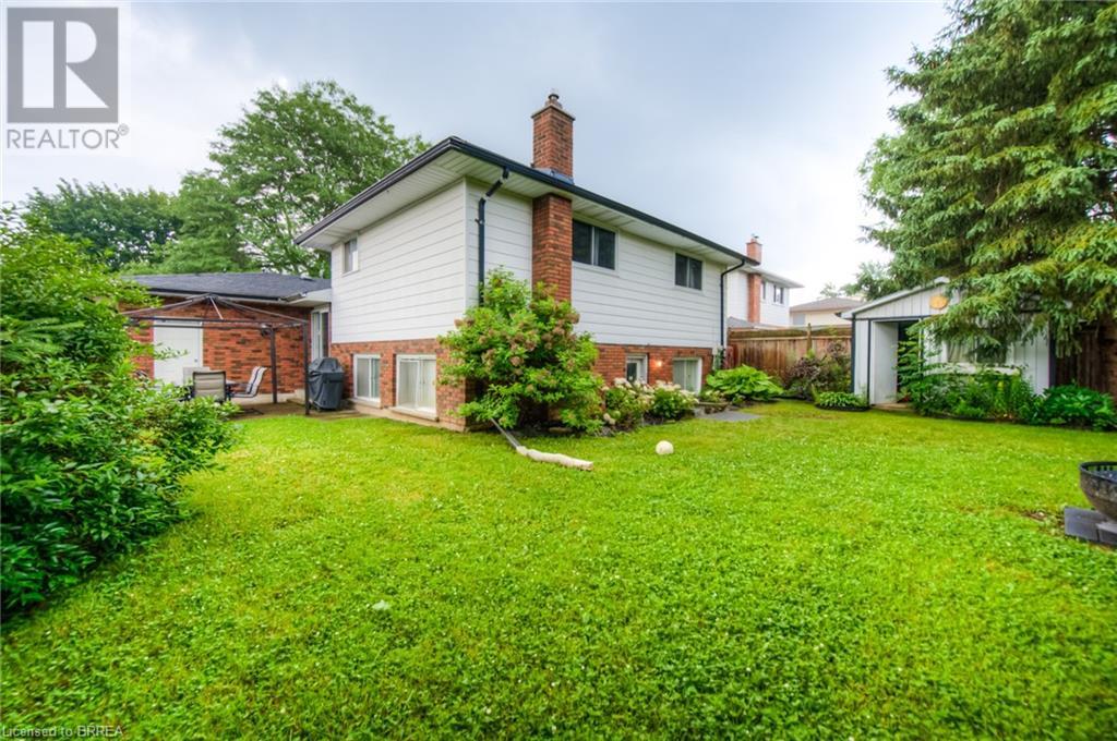Property at 6 BELL MANOR Court image 2