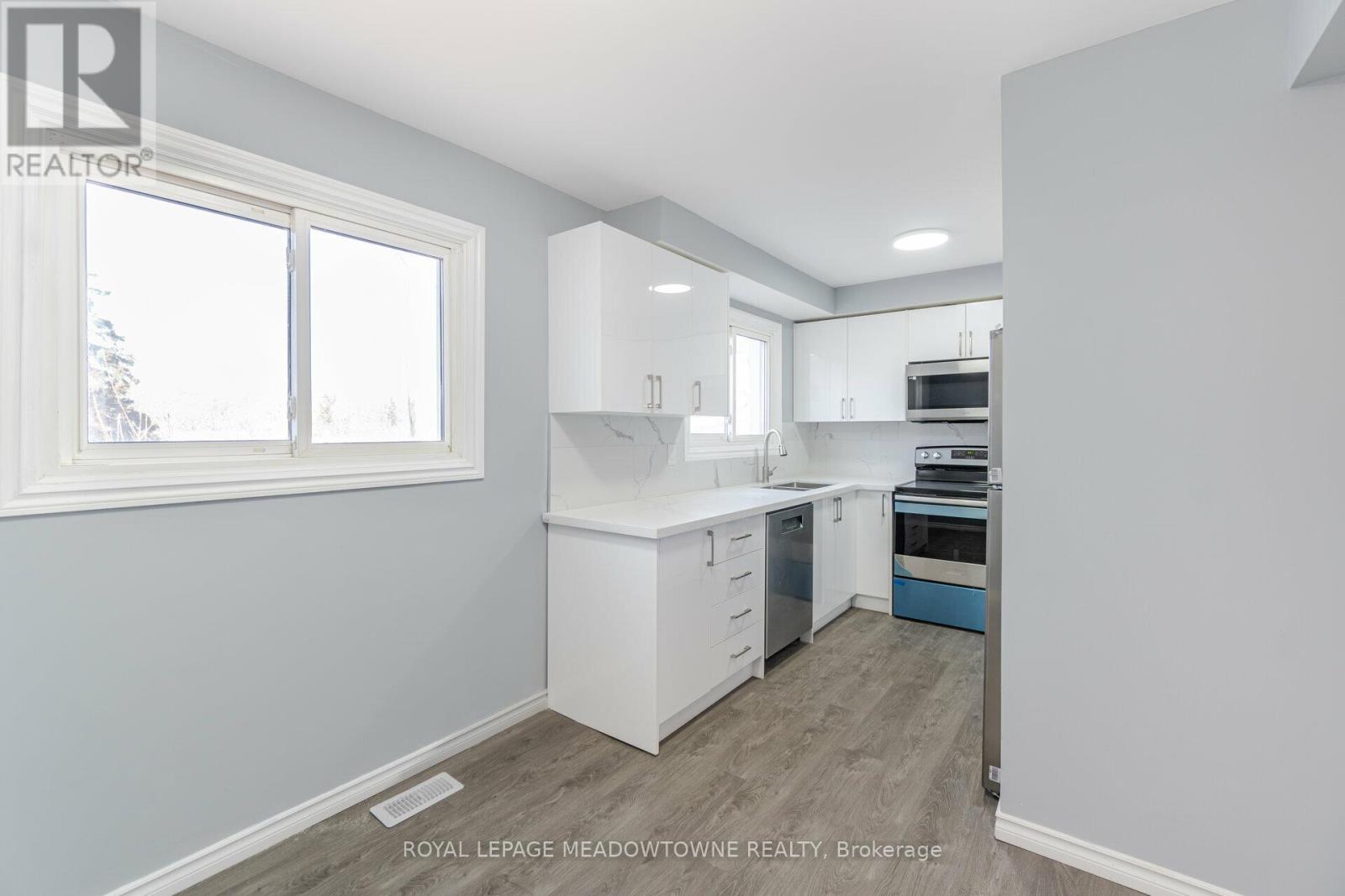 42 - 11 Harrisford Street, Hamilton, Ontario  L8K 6L7 - Photo 19 - X12071367