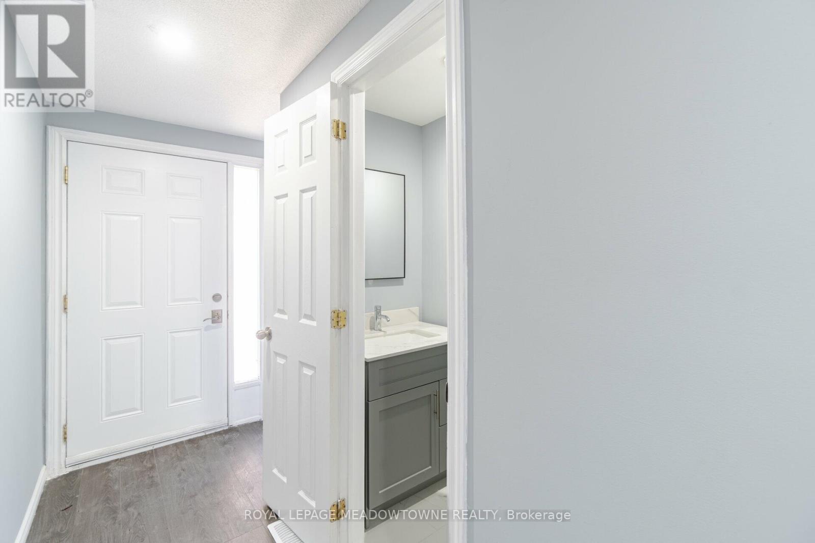42 - 11 Harrisford Street, Hamilton, Ontario  L8K 6L7 - Photo 23 - X12071367