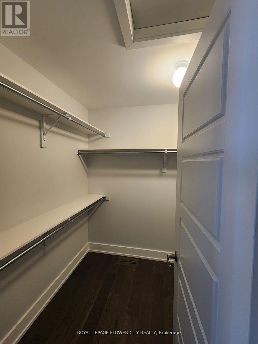 726 Rouncey Road, Ottawa, Ontario  K2S 1B6 - Photo 15 - X12071426