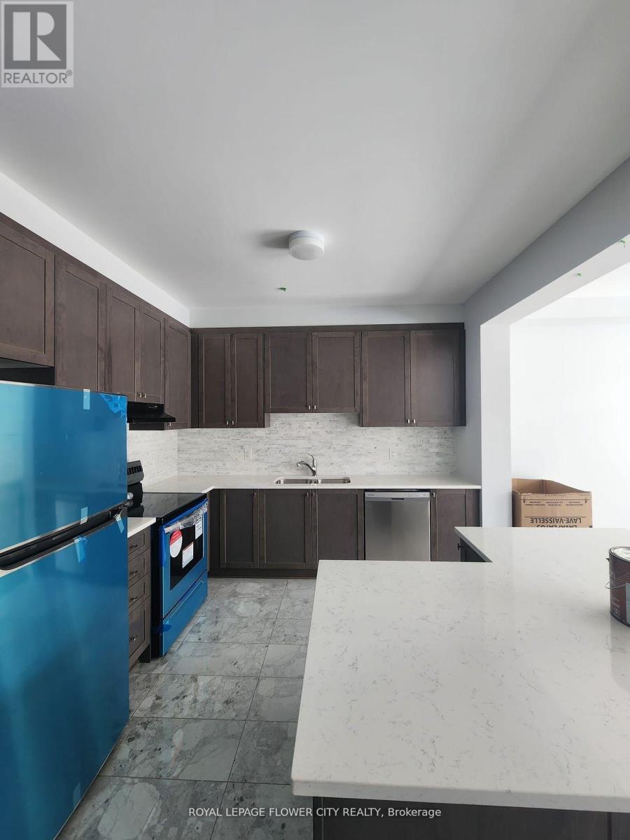 Property at 726 ROUNCEY ROAD image 2